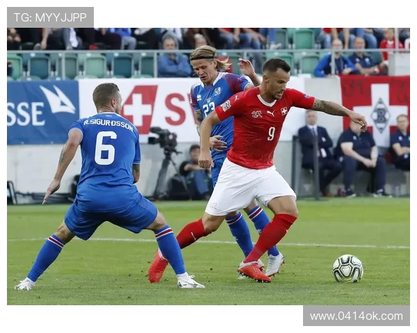 法国是否设有类似超级联赛的顶级足球联赛体系及其影响分析